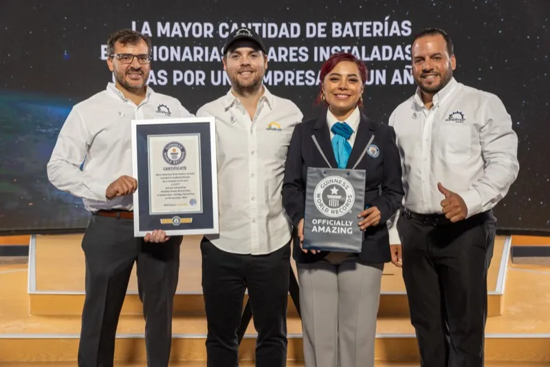 Entrega oficial del Récord Guinness — Toa Baja, nov 2024